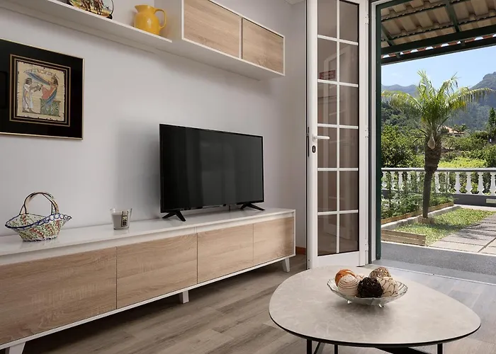 Do Largo By Homie * Сан-Висенти