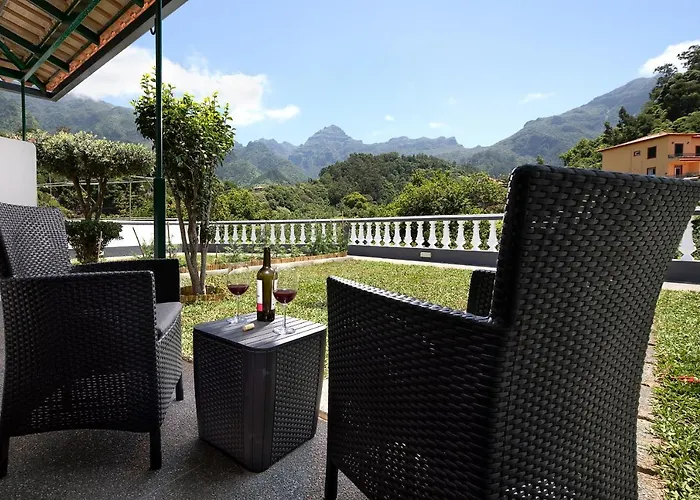 Do Largo By Homie * São Vicente